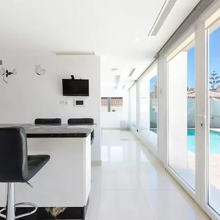 Ohana2 Luxury Villa Malaga Exterior photo